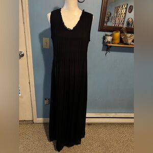 Sunny Leigh, Pleated, Black, Maxi Dress